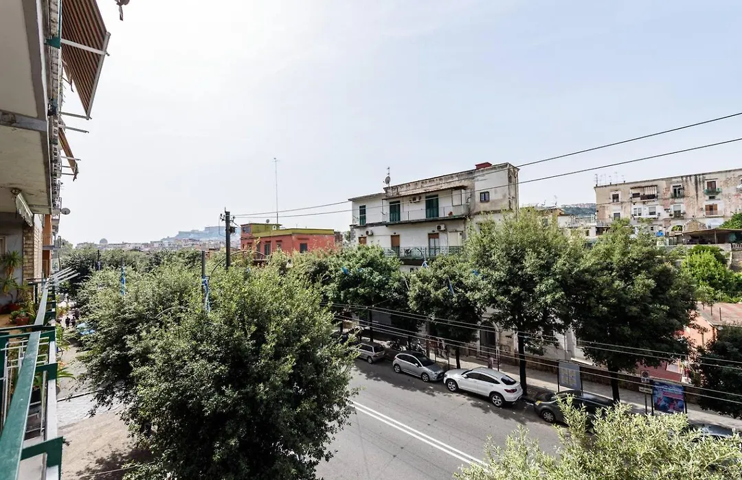 Appartamento 2BR per 5 con Patio Privato - Vicino Centro-1