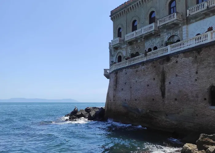 Holiday in Naples Vacanze Napoletane